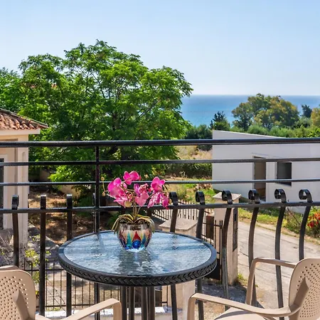 Dionysios Apartman *