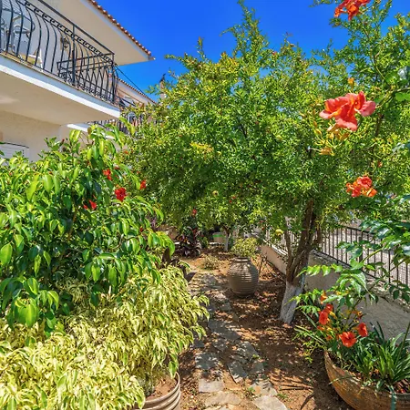 Dionysios Apartment *