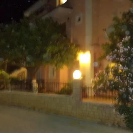 Dionysios Apartman